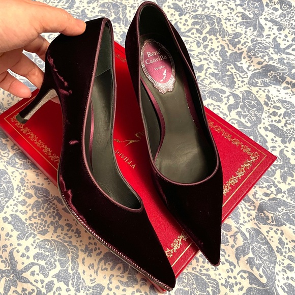 Rene Caovilla Purple Velvet Pumps - Picture 1 of 3